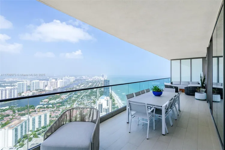 Residences by Armani Casa #5401 image #38