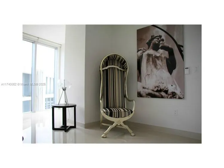 Icon Brickell I #5407 image #8