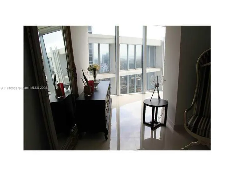 Icon Brickell I #5407 image #9