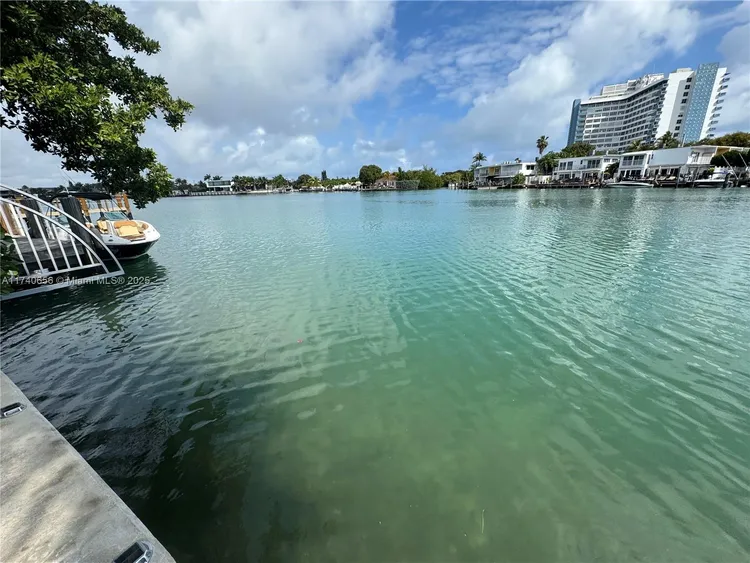 Iris on the Bay #107 image #35