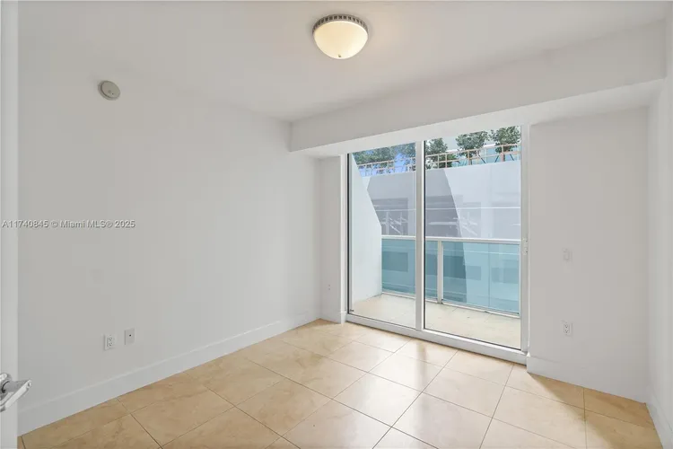 Brickell on the River South #802 image #8
