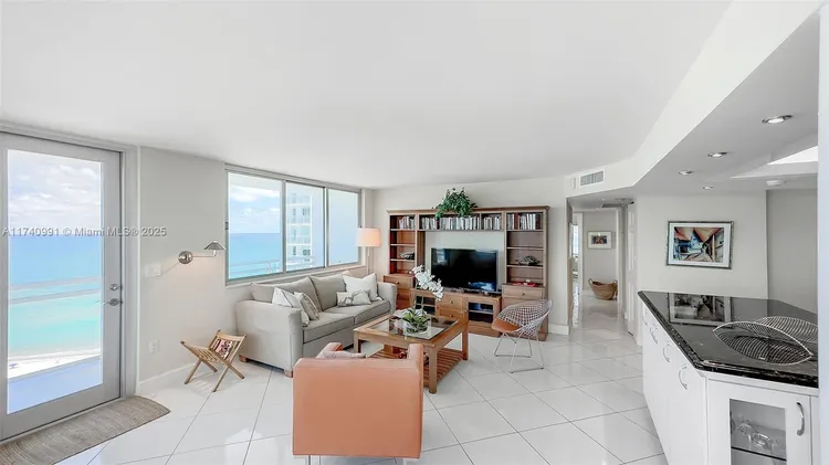 Burleigh House #1736 image #10