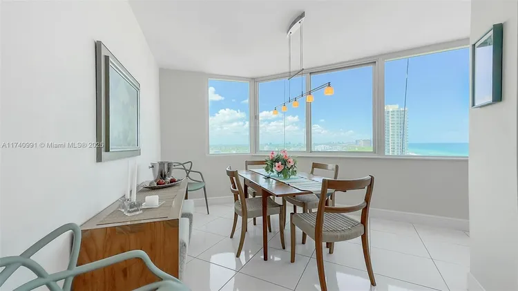 Burleigh House #1736 image #12