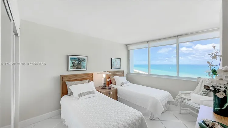 Burleigh House #1736 image #22