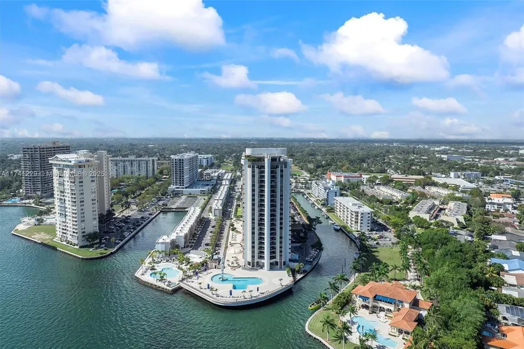 Cricket Club Miami #503 image #20