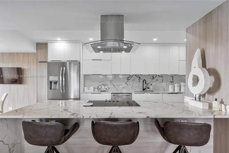 Cricket Club Miami #503 image #30