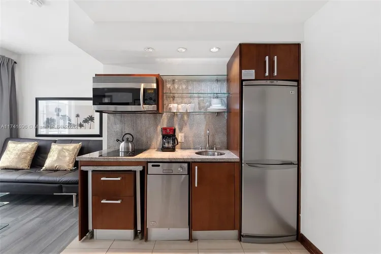 Congress Hotel - Strand Condo #B206 image #6