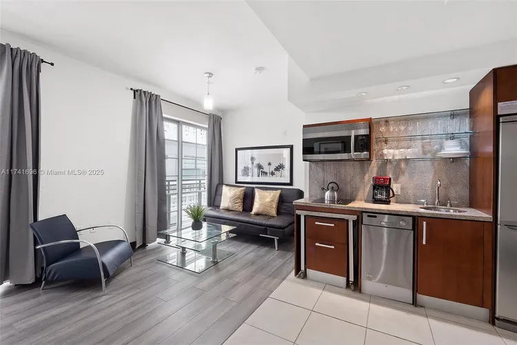 Congress Hotel - Strand Condo #B206 image #9