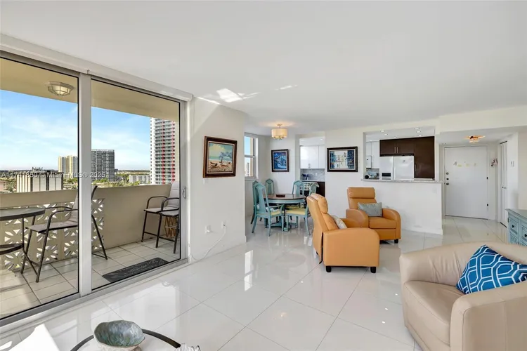 Plaza Towers North #1612 image #14