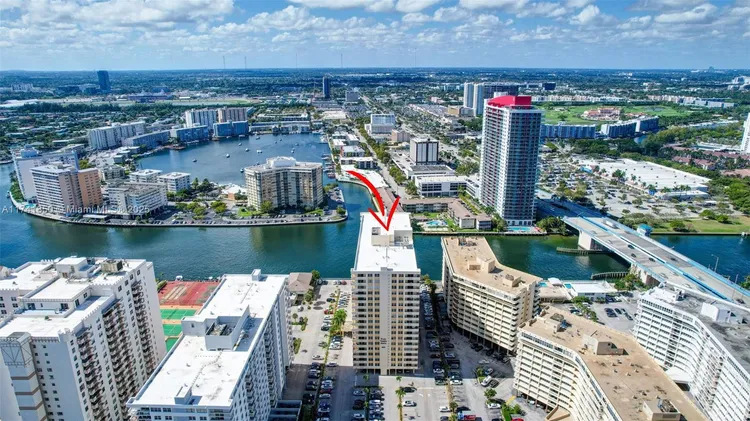 Plaza Towers North #1612 image #20