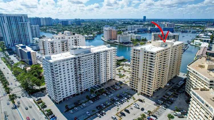 Plaza Towers North #1612 image #22