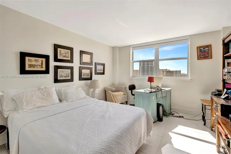 Plaza Towers North #1612 image #40