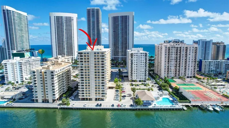 Plaza Towers North #1612 image #48