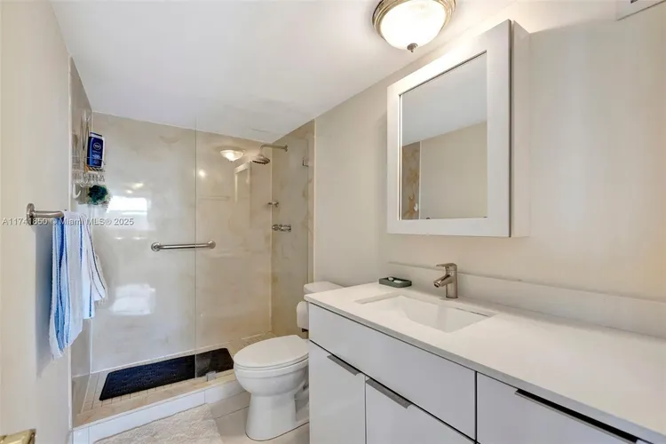 Plaza Towers North #1612 image #6