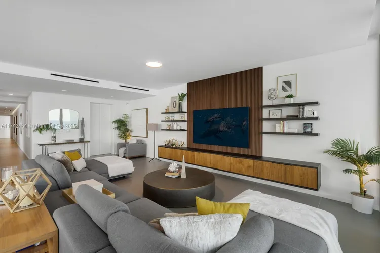 2000 Ocean #10B image #13