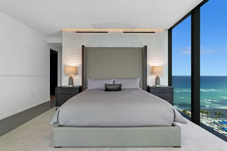 2000 Ocean #10B image #15