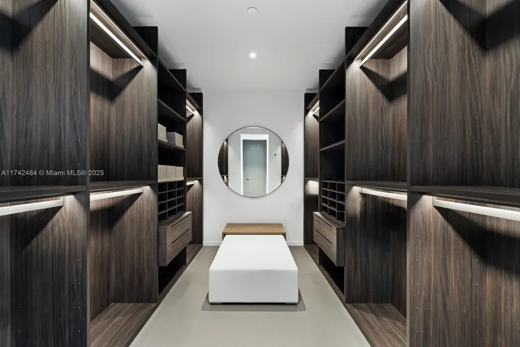 2000 Ocean #10B image #17