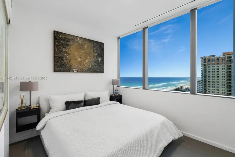 2000 Ocean #10B image #29