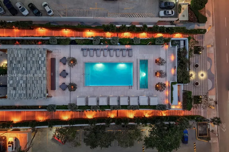 2000 Ocean #10B image #40