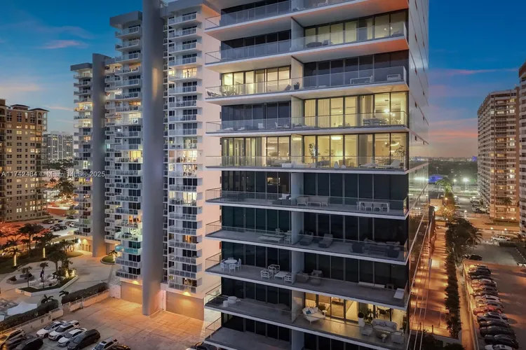 2000 Ocean #10B image #42