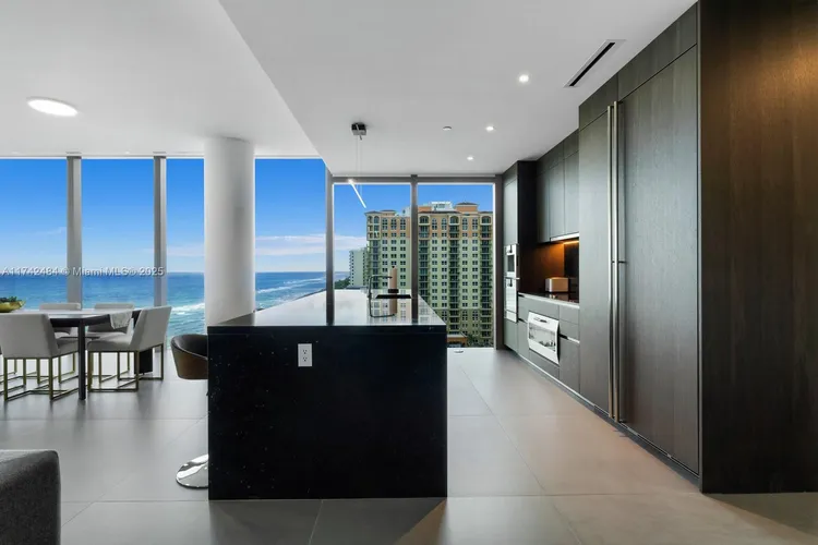 2000 Ocean #10B image #7