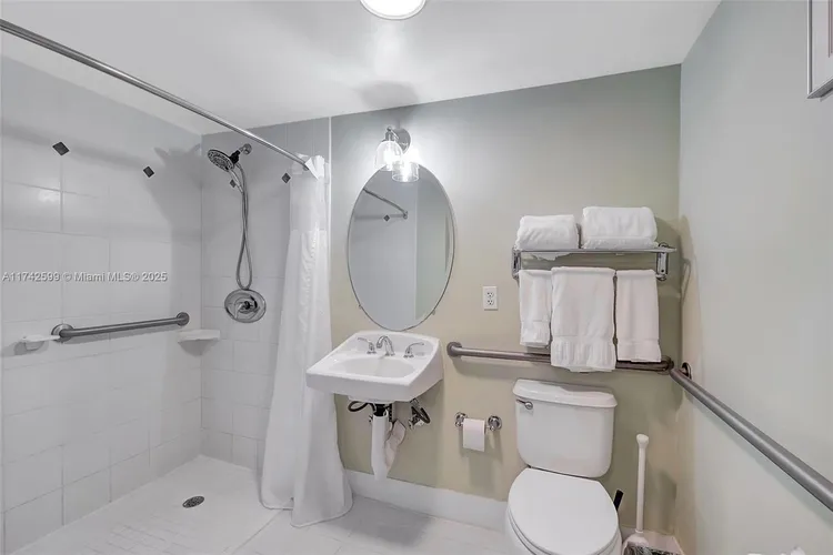 The Mutiny #911 image #10