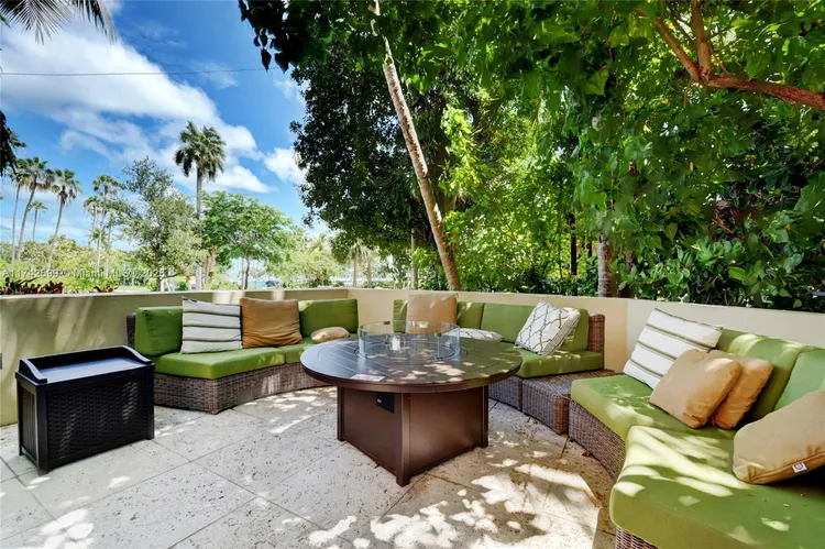 The Mutiny #911 image #14