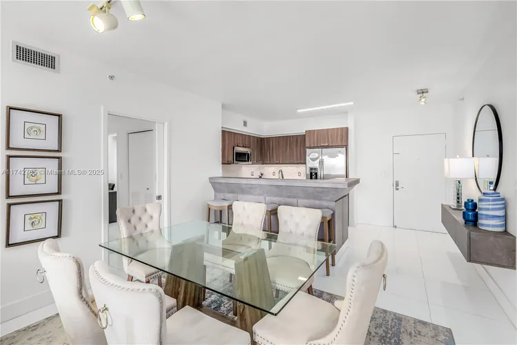 One Miami #1415 image #13