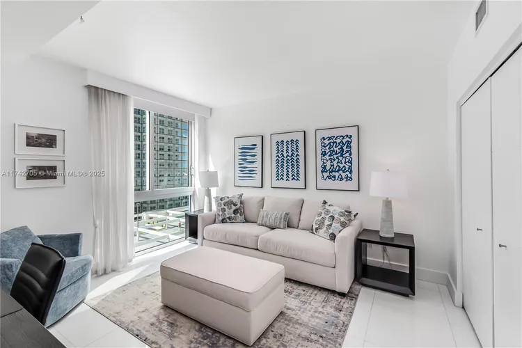 One Miami #1415 image #20