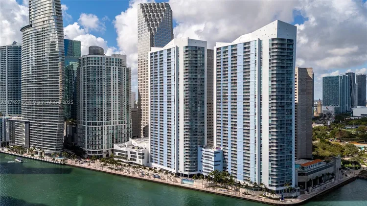 One Miami #1415 image #37