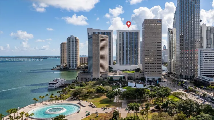 One Miami #1415 image #39