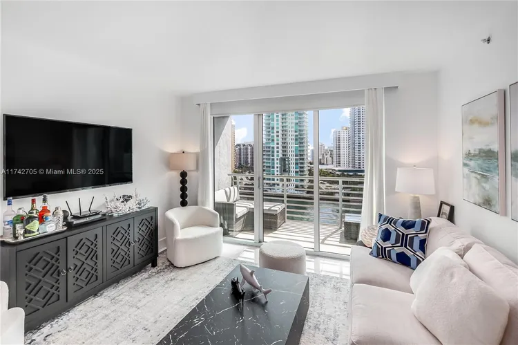 One Miami #1415 image #7