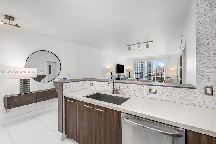 One Miami #1415 image #8