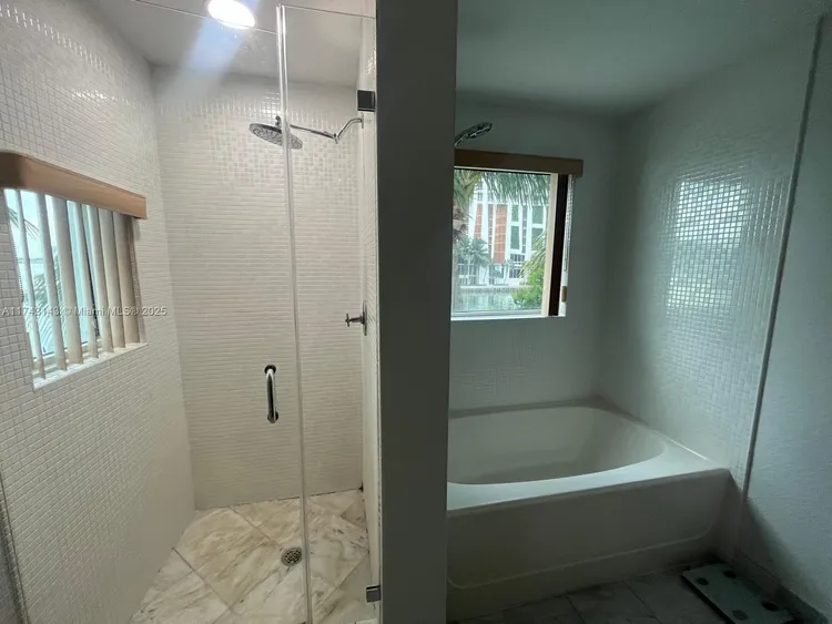 Moon Bay #TH1 image #15