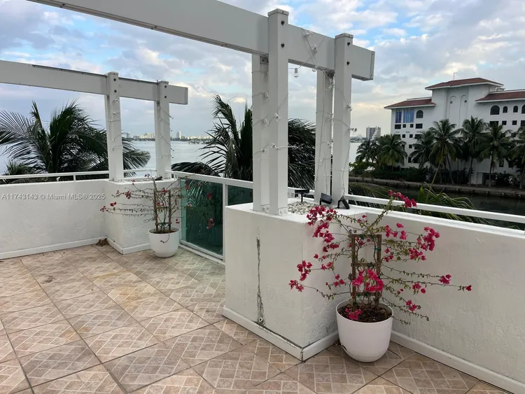 Moon Bay #TH1 image #24