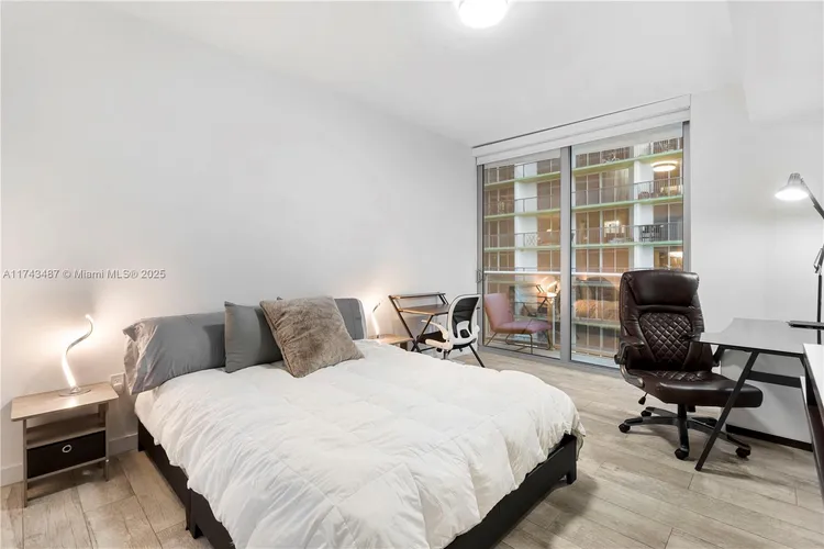 Aria on the Bay #2800 image #20