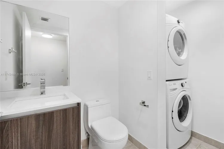 Aria on the Bay #2800 image #24