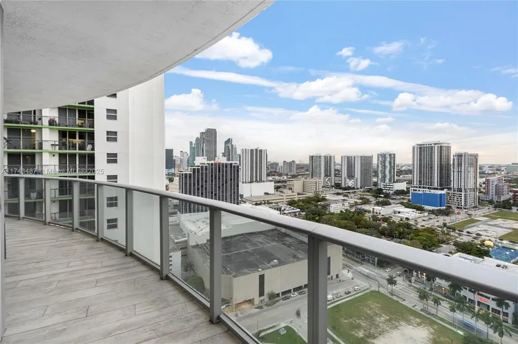 Aria on the Bay #2800 image #29