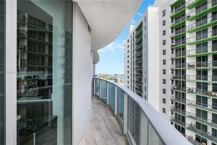 Aria on the Bay #2800 image #36