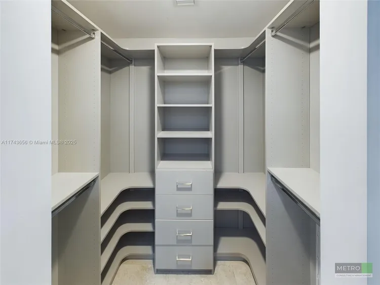 Aria on the Bay #205 image #12