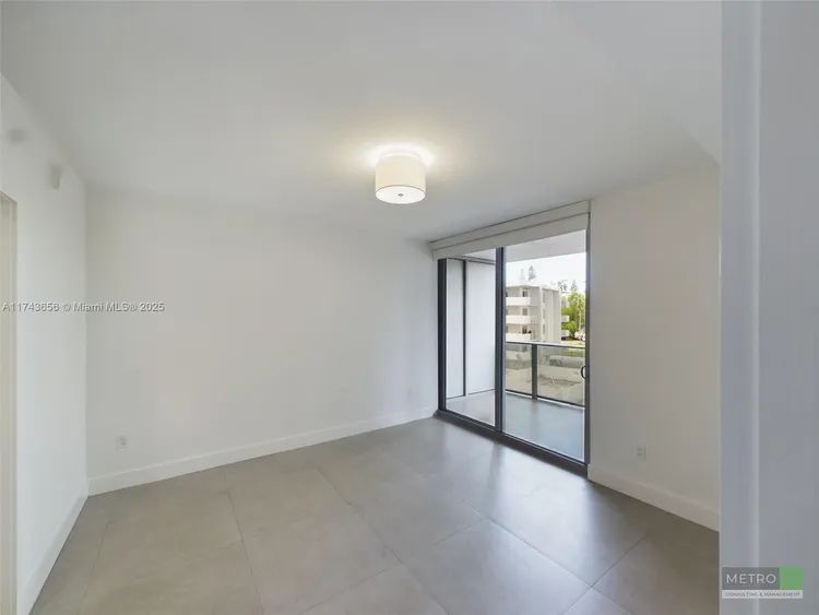 Aria on the Bay #205 image #7