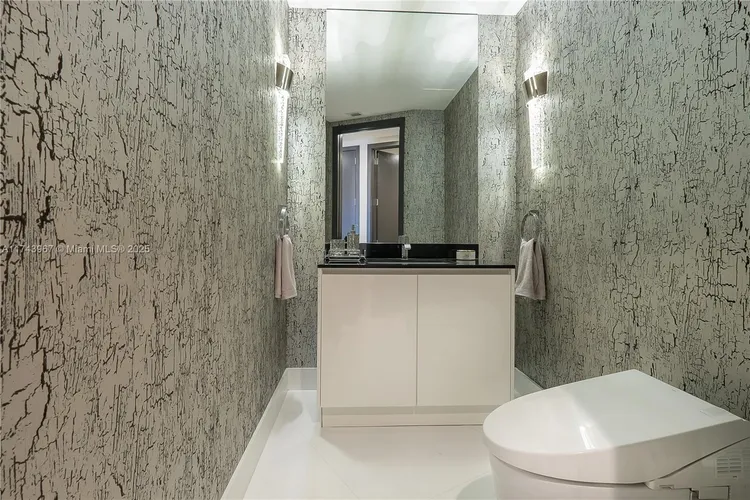 Porsche Design Tower #2705 image #11