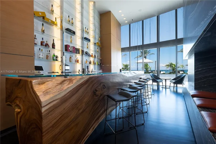 Porsche Design Tower #2705 image #51