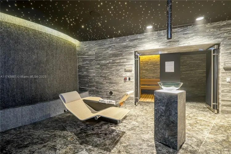 Porsche Design Tower #2705 image #56