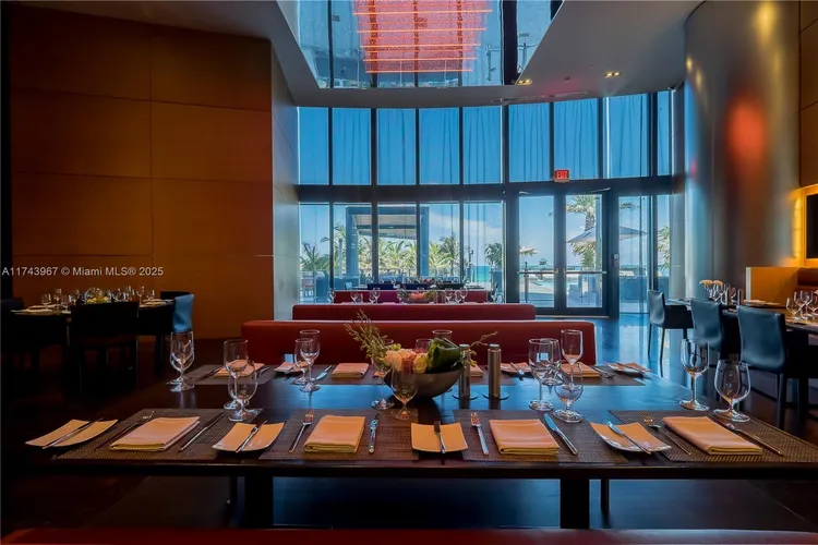 Porsche Design Tower #2705 image #63