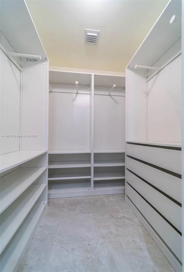 Aria on the Bay #2403 image #13