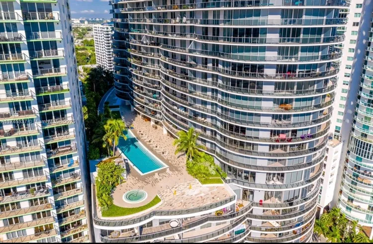 Aria on the Bay #2403 image #19