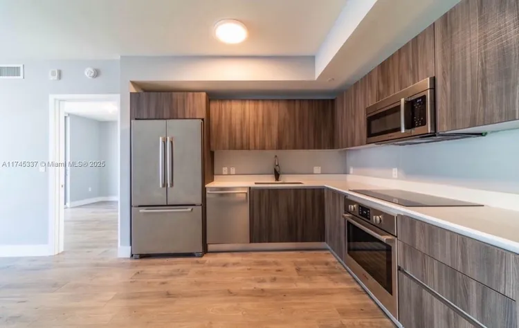 Aria on the Bay #2403 image #6