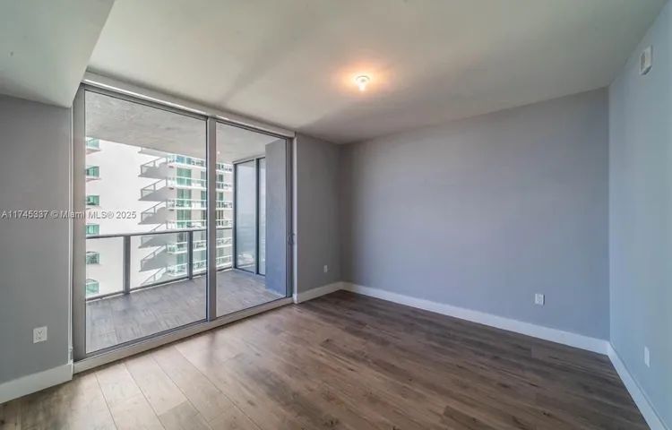 Aria on the Bay #2403 image #9