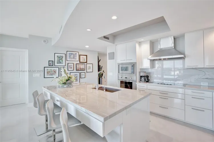 The Plaza at Oceanside #711 image #11